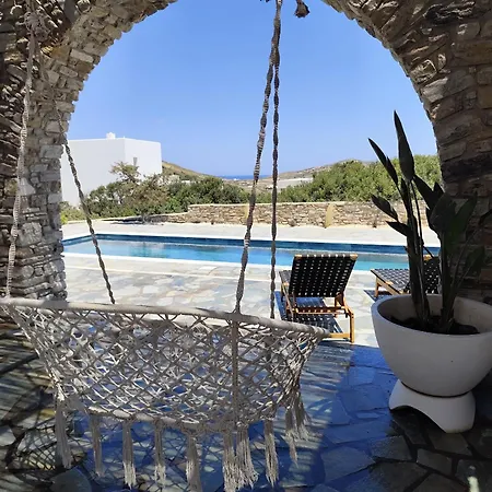 Ion - Antiparos Kampos