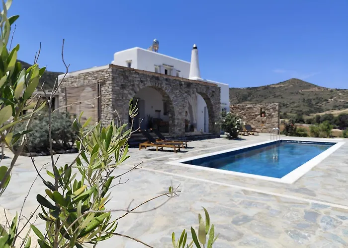 Ion - Antiparos Kampos Nisos